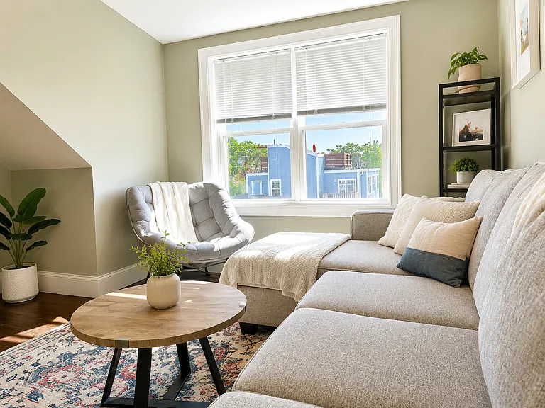 154 Gold St #3 — Photo 8