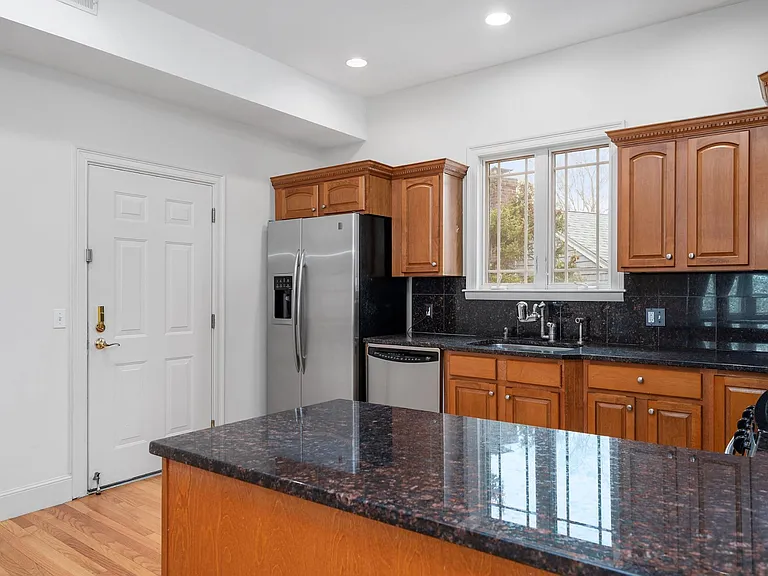 75 Orchard Ave #4 — Photo 18