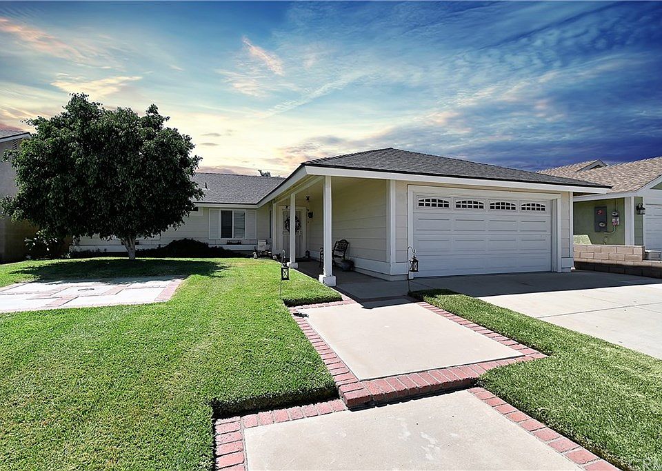 1st image of 2864 S Sandpiper Ave