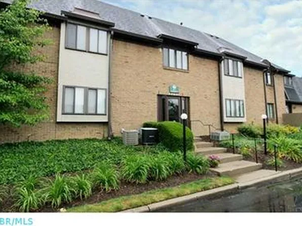 4825 Pennfair St #20-4825G, Columbus, OH 43214