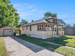 1776 Division St, Muskegon, MI 49441