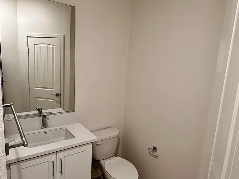 1809 Julia Way — Photo 5