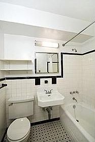2nd image of 30 W 60th St APT 10B