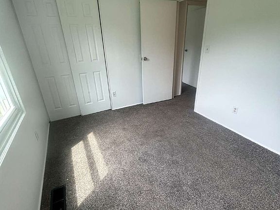 5th image of 4112 Main St Unit 1