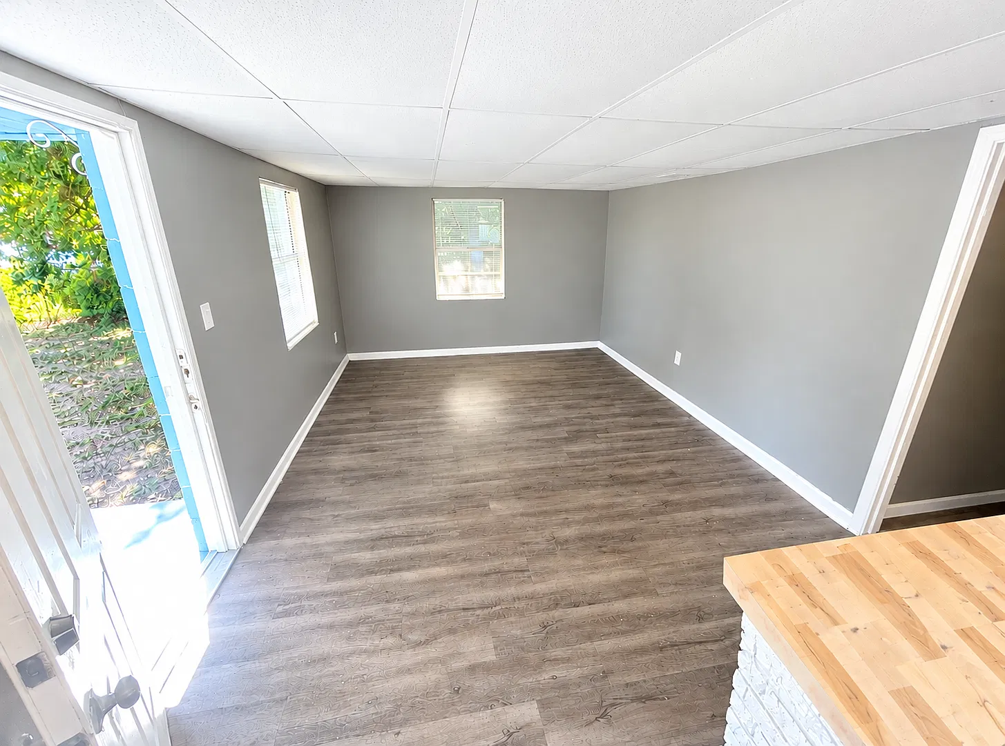 3 bed, 1178 sqft, $1,875 — Photo 3