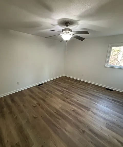 1803 Hawk Hill Rd — Photo 17
