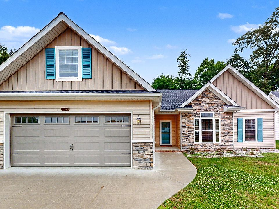 1st image of 251 Hunters Ridge Dr