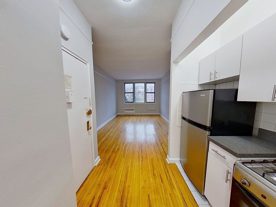 2nd image of 1582 1st Ave APT 2D