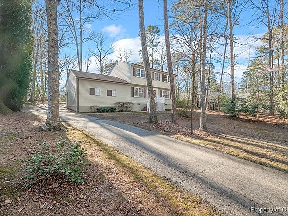2nd image of 106 Chapel Hill Ln