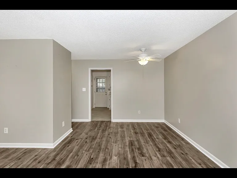 8147 Oldfield Rd SW #1 — Photo 3