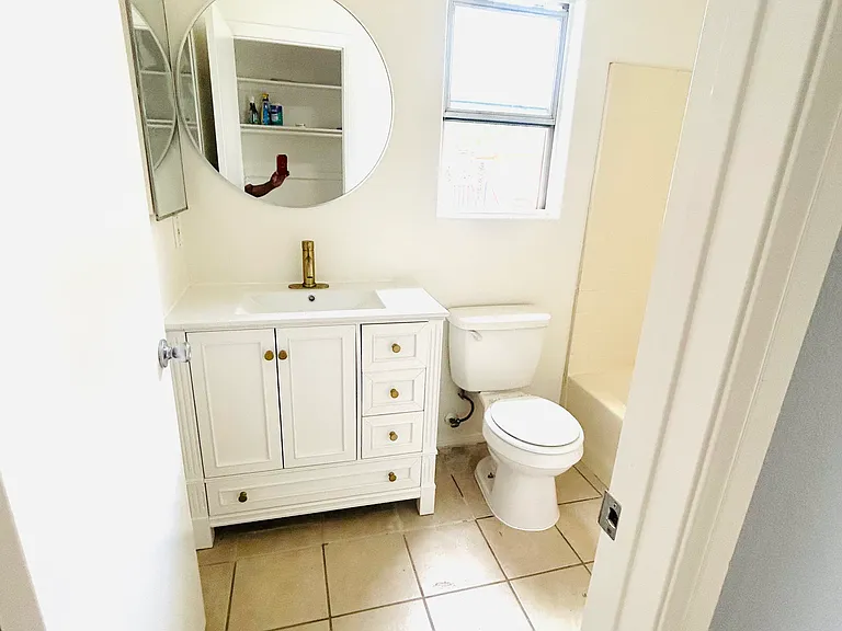 7846 Newman Ave #3C — Photo 8