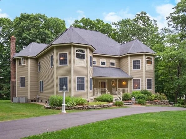 5 Wyeth Cir, Southborough, MA 01772