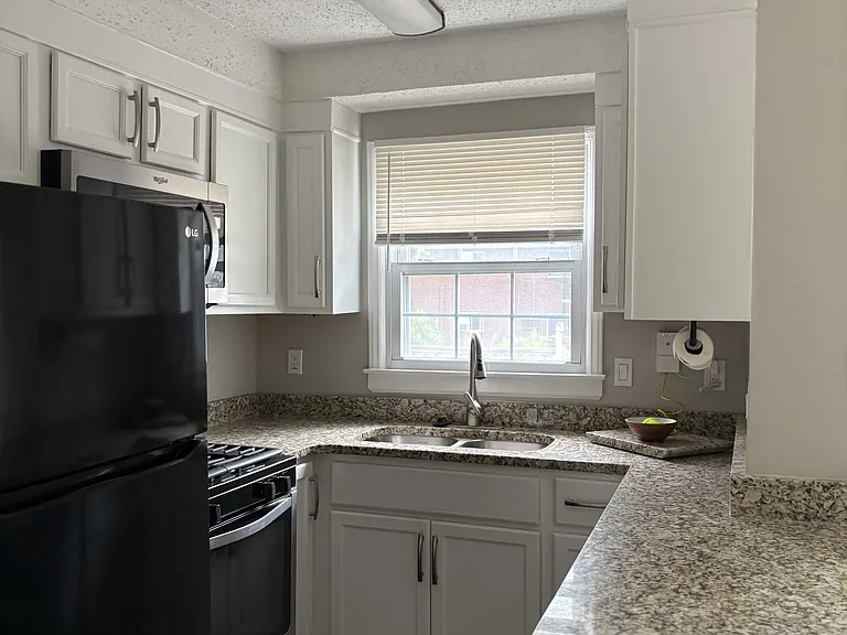 149 Jones Franklin Rd #F — Photo 4