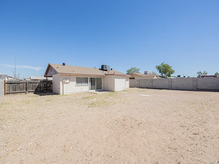 8821 W Sahuaro Dr — Photo 23