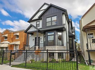 3507 N Whipple St, Chicago, IL 60618