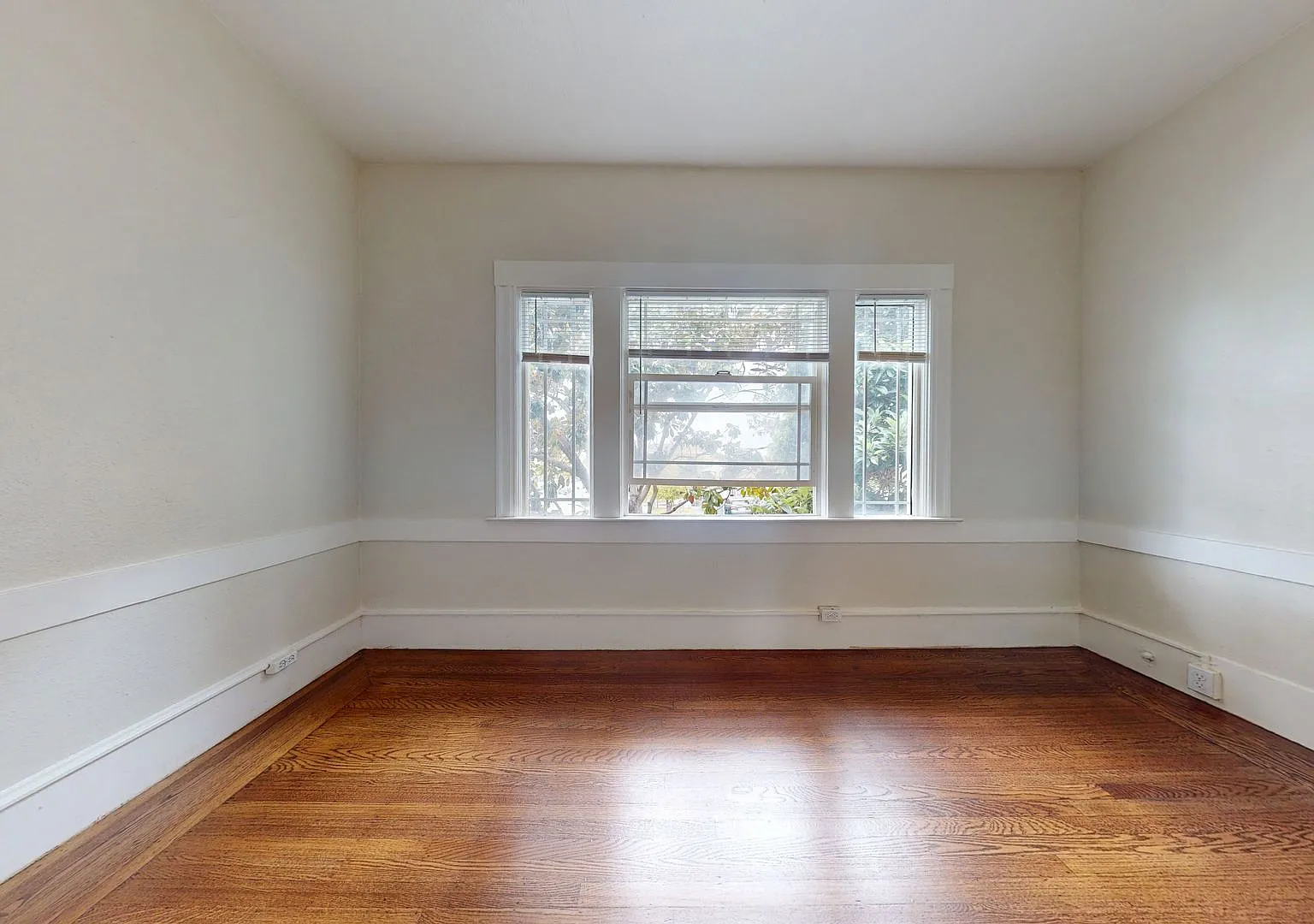 624 31st Street — Photo 3