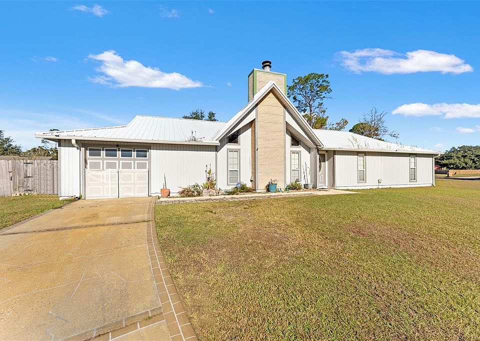 1st image of 1480 CARIBOU COURT