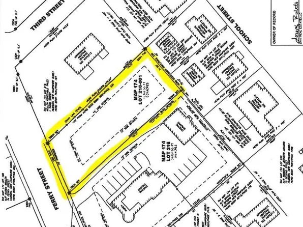 73 ferry Street, Hudson, NH 03051