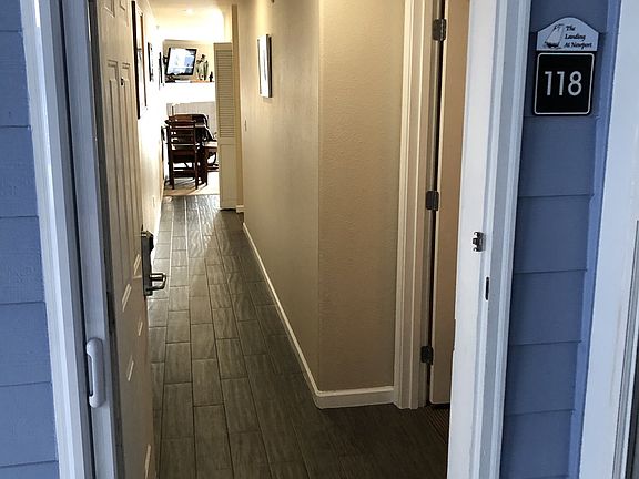 5th image of 890 SE Bay Blvd #118