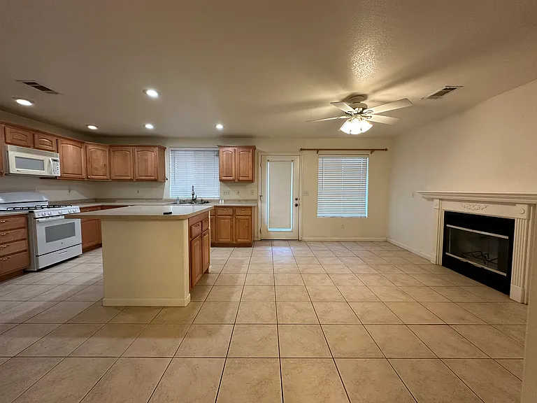 10151 Rea Ave — Photo 5