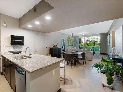 951 Brickell Ave APT 1106, Miami, FL, 33131