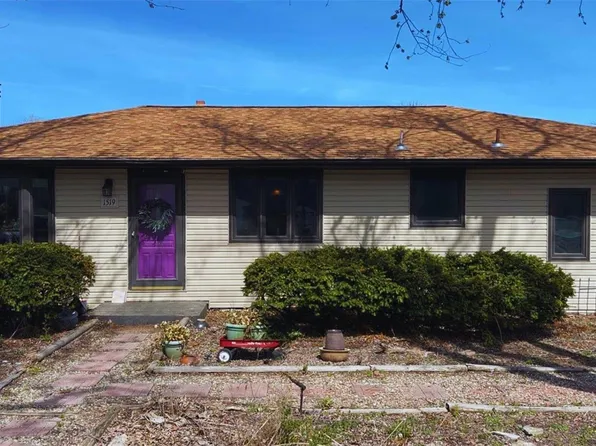 1519 Hill Top Rd, Columbia, IL 62236