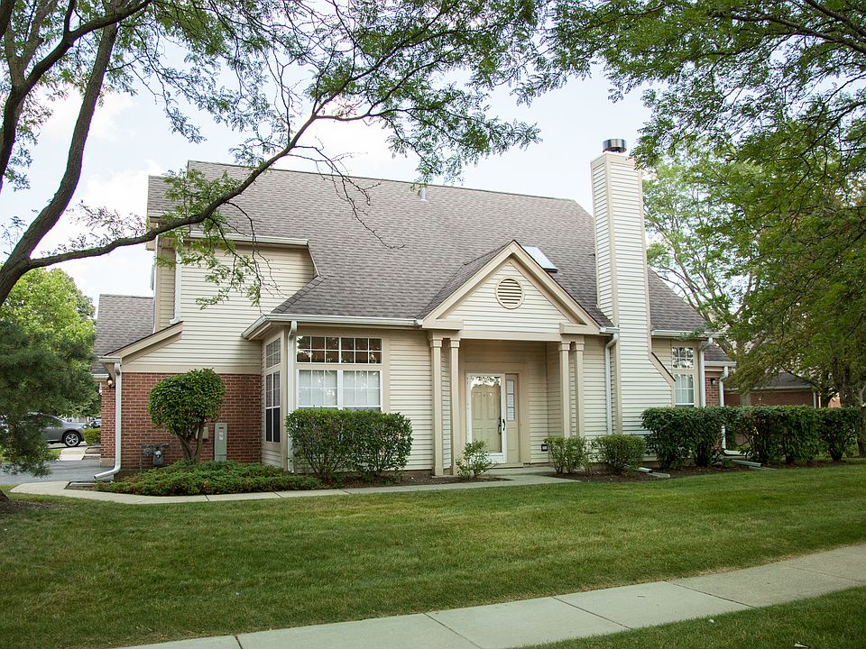 1st image of 2337 Sedgfield Ct
