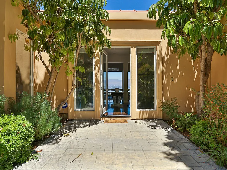 14445 Mulholland Dr — Photo 1
