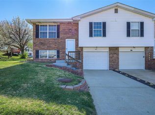 880 Barwood Dr, Arnold, MO
