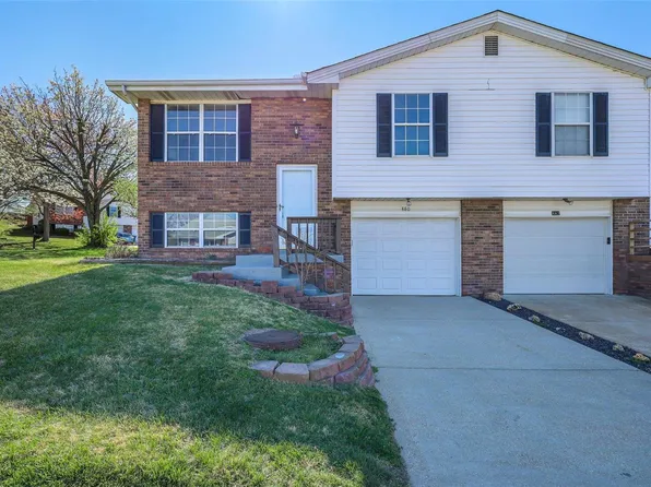 880 Barwood Dr, Arnold, MO 63010