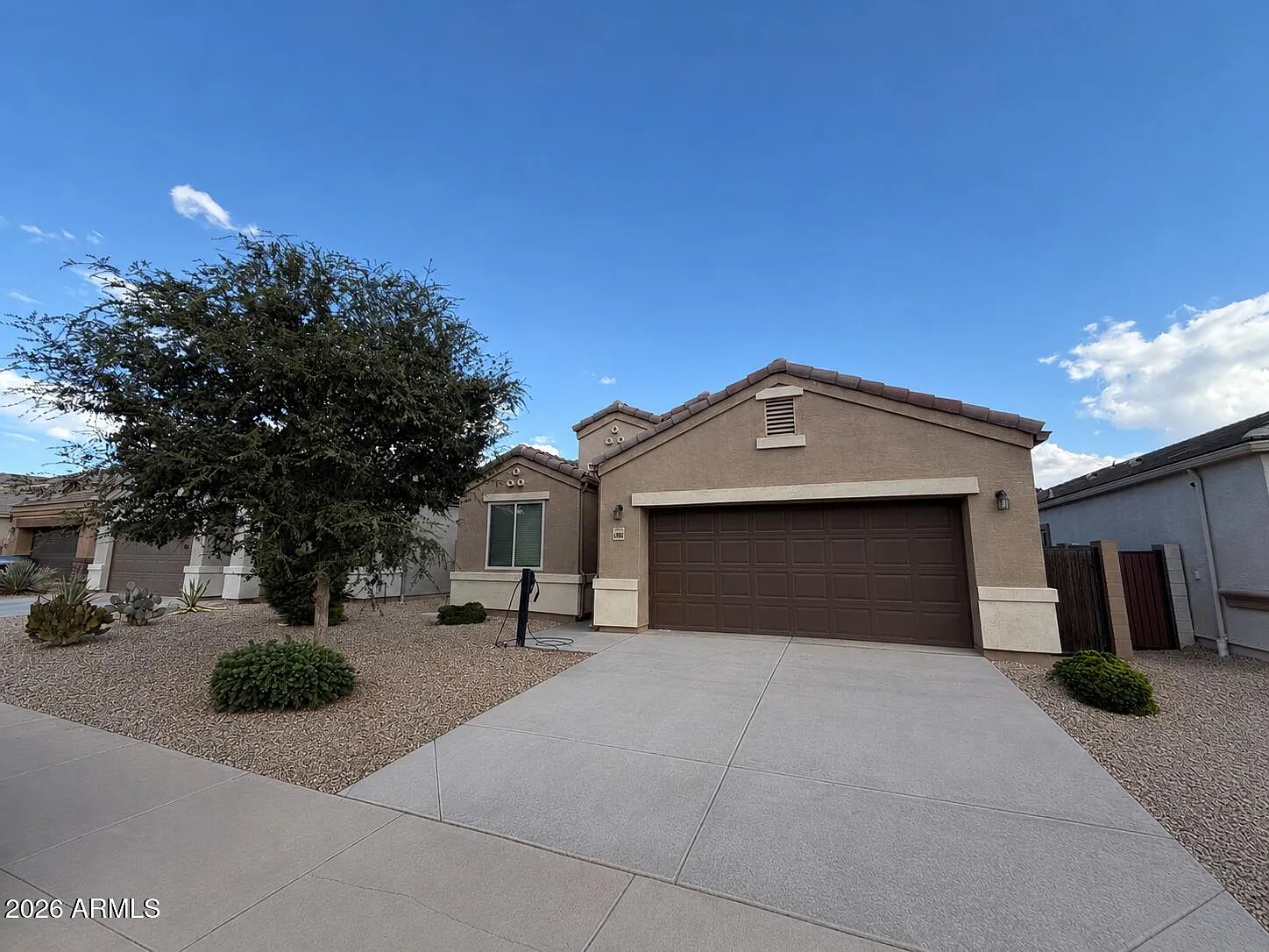 4 bed, 2.0 bath, 1554 sqft, $1,800 — Photo 1