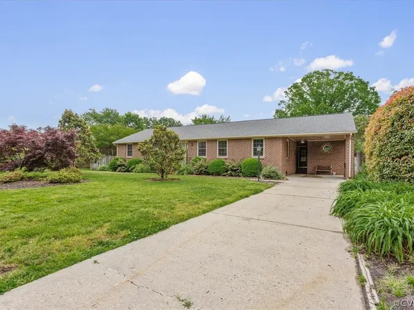 4523 Ridgecrest Ln, Colonial Heights, VA 23834