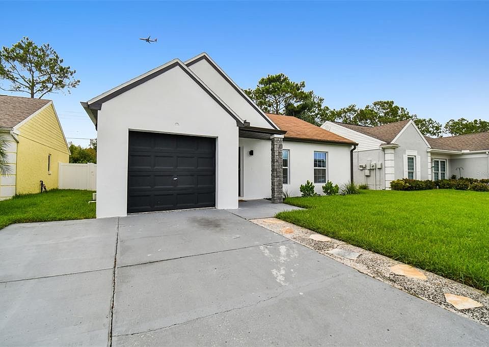1st image of 10950 Brightside Dr