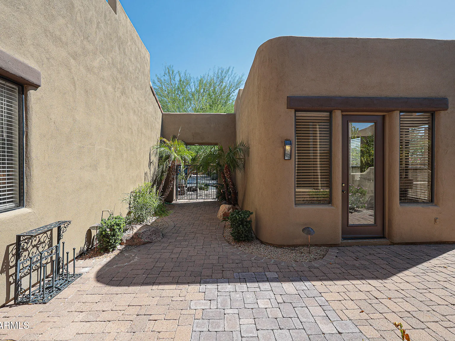 4 bed, 4.5 bath, 3497 sqft, $7,000 — Photo 4