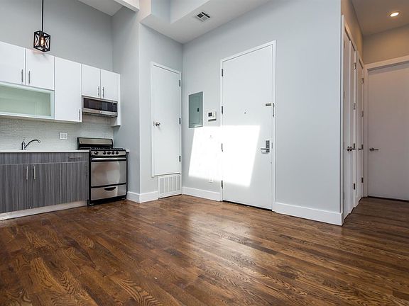 16-36_norman_street_2b-9