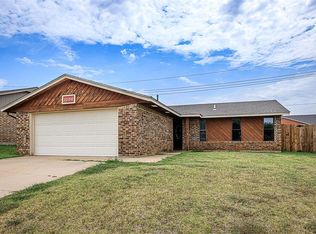 1206 SW 60th St, Lawton, OK 73505