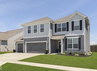 5423 Crowley Pkwy, Whitestown, IN 46075