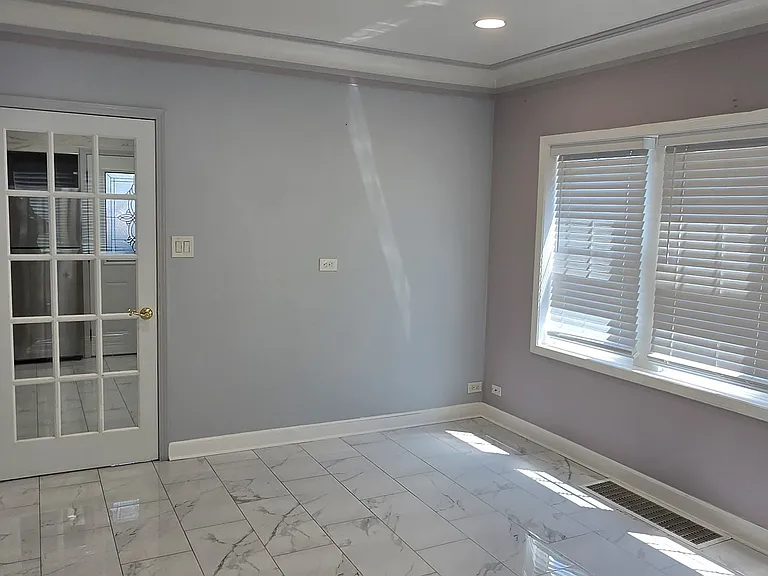 3327 S Austin Blvd #1 — Photo 5