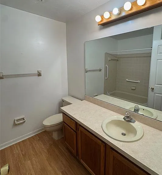 10311 NW 33rd Ln #0 — Photo 10