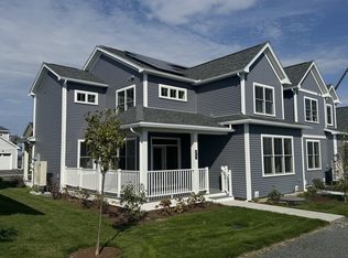 403 Old Farm Rd, South Burlington, VT 05403