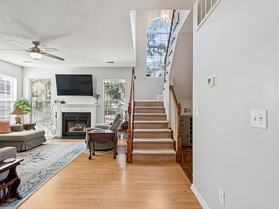 5th image of 5402 Woodbreeze Dr