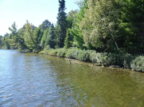 1640 Lakeside Rd, Watersmeet, MI 49969
