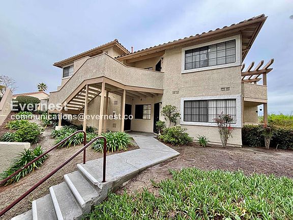 2nd image of 3557 Paseo De Francisco Unit 202