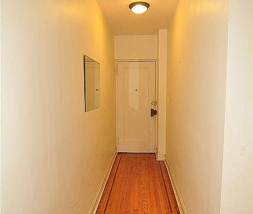 3rd image of 43-15 46th St APT C4