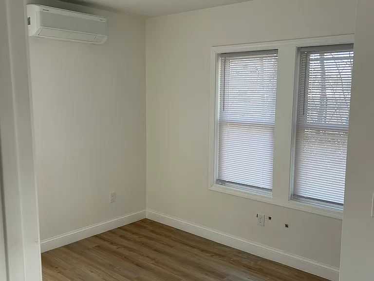 160 Robeson St #1 — Photo 9