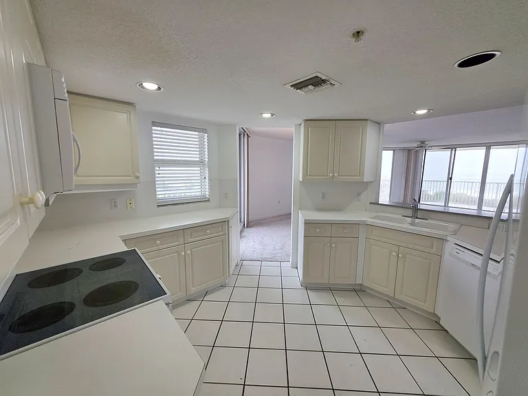 5051 N Highway A1A #7-6 — Photo 10