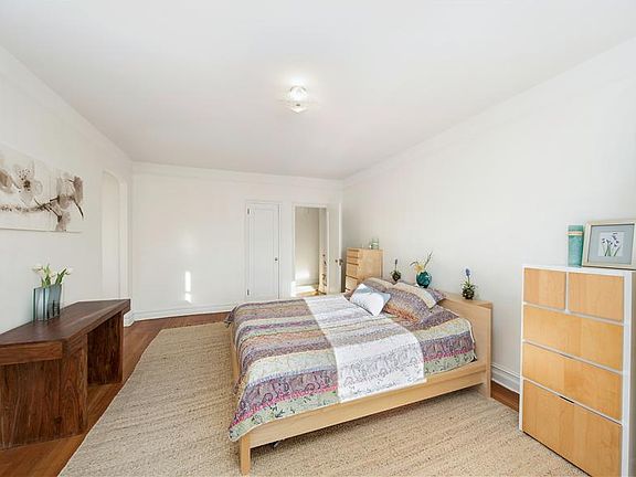 4th image of 111-15 75th Ave APT 6F