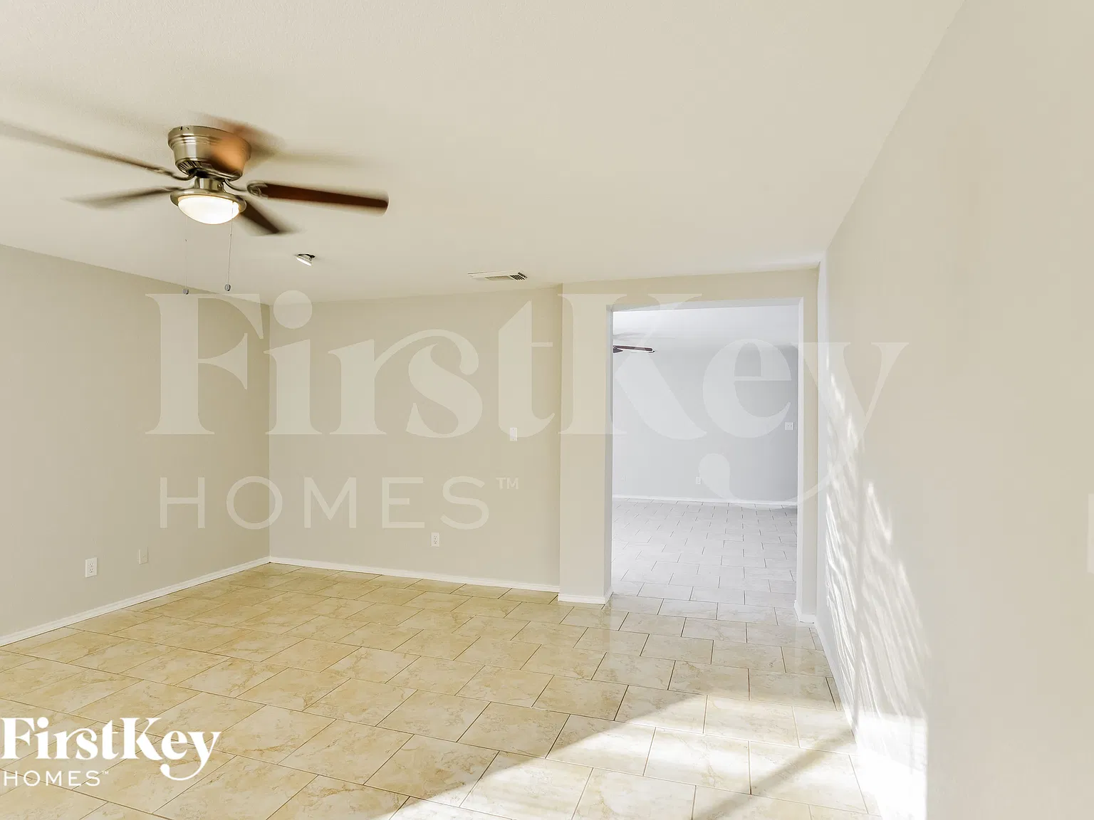 3 bed, 2.0 bath, 1735 sqft, $1,825 — Photo 2