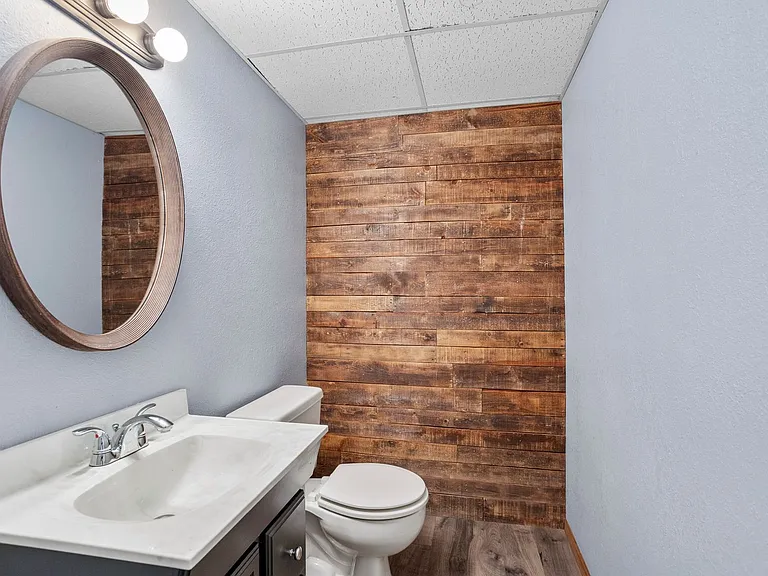 1324 Bluebird Ct — Photo 19