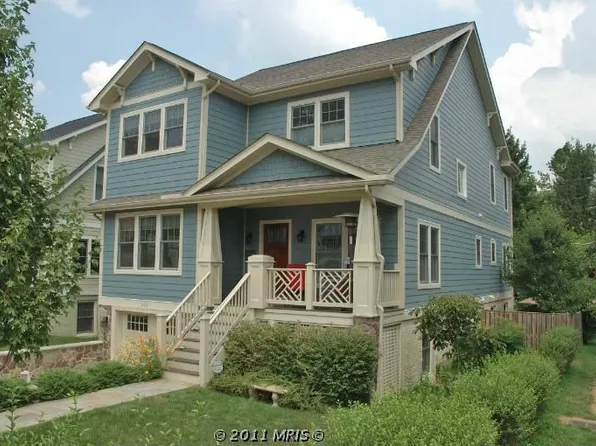 200 W Cameron Rd, Falls Church, VA 22046